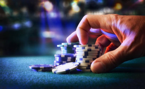 kera Poker Indonesia table interface showing player positions and betting controls
